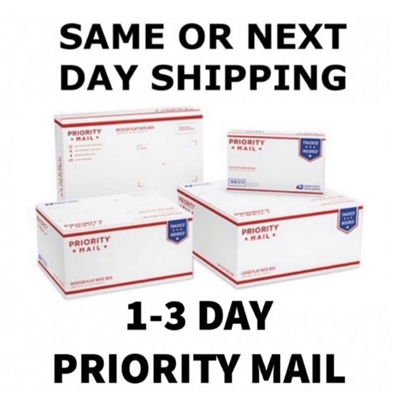 ⭐️SALE⭐️ C&C California Cold Shoulder Velour Sweatshirt NWT - Picture 9 of 10